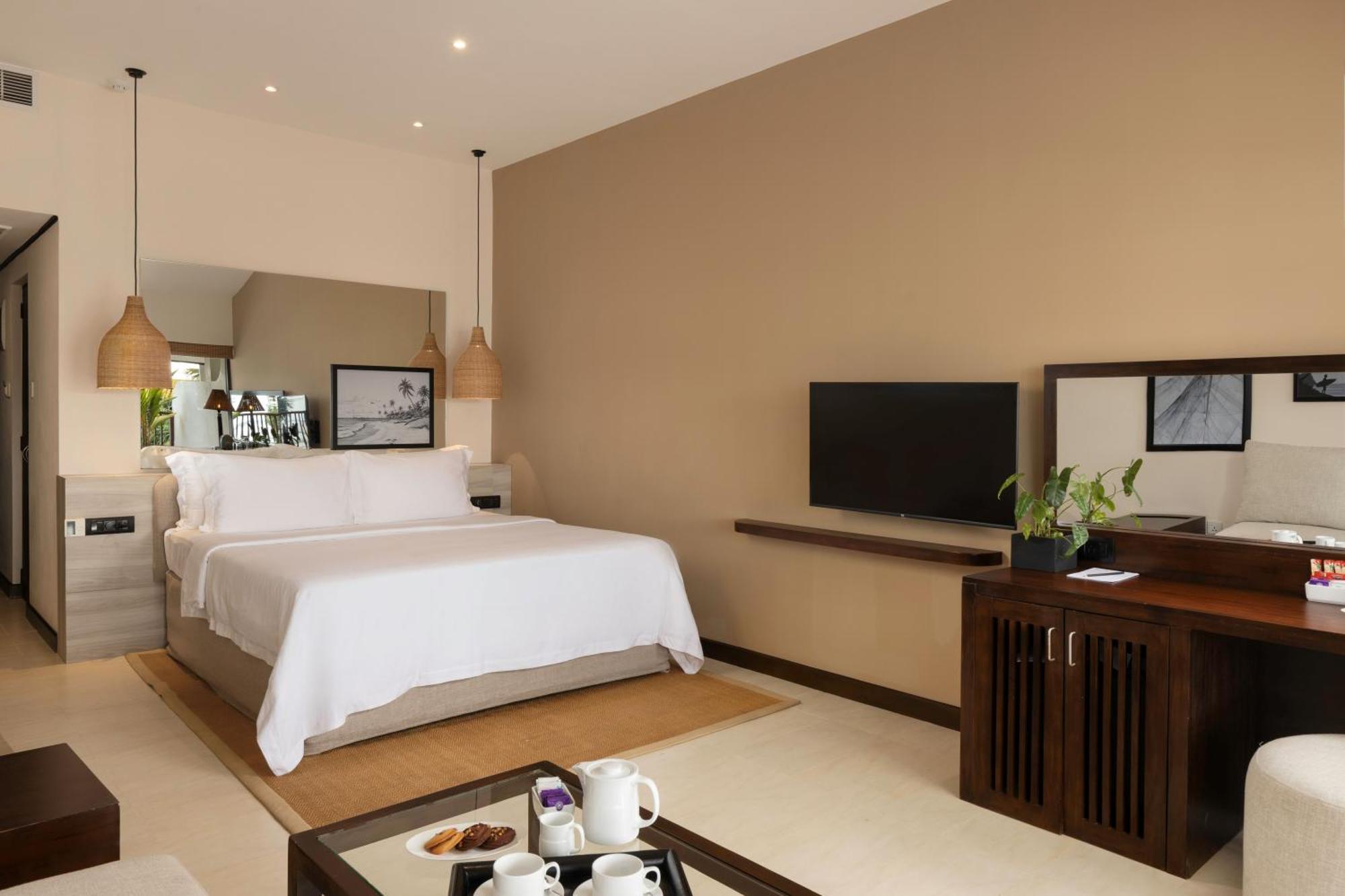 Ekho Surf Hotel 5*